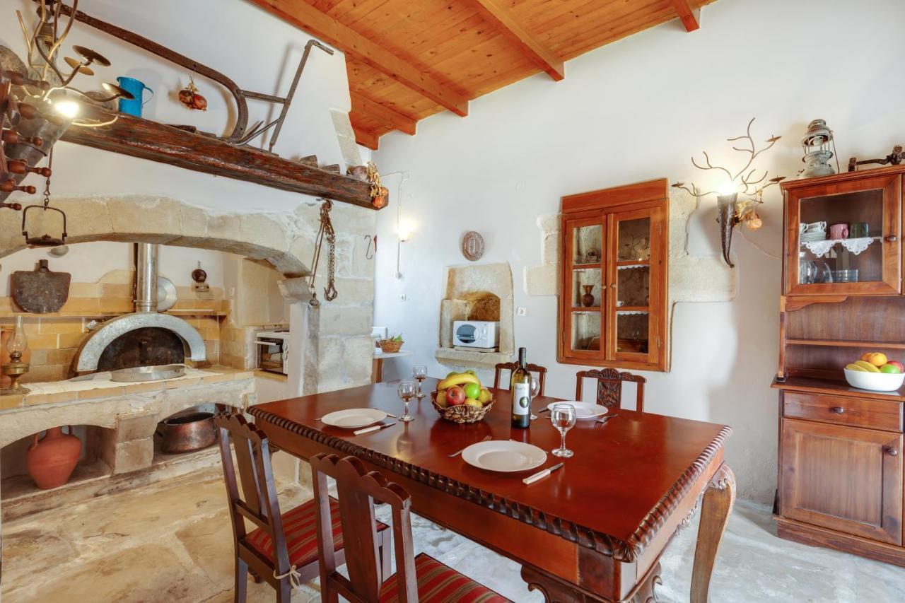 Traditional Home Vereniki With Heated Pool - By Apokoronas Villas Gavalochori Eksteriør billede